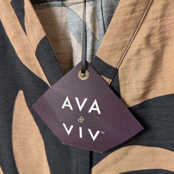 Ava & Viv Black And Tan No Gap Button Front Short Sleeve Blouse Size 2x NEW - Picture 3 of 7